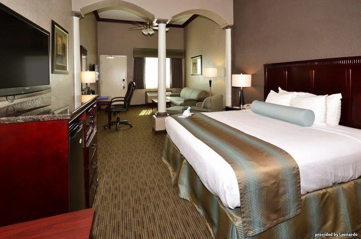 Best Western Plus Main Street Inn Brawley Værelse billede